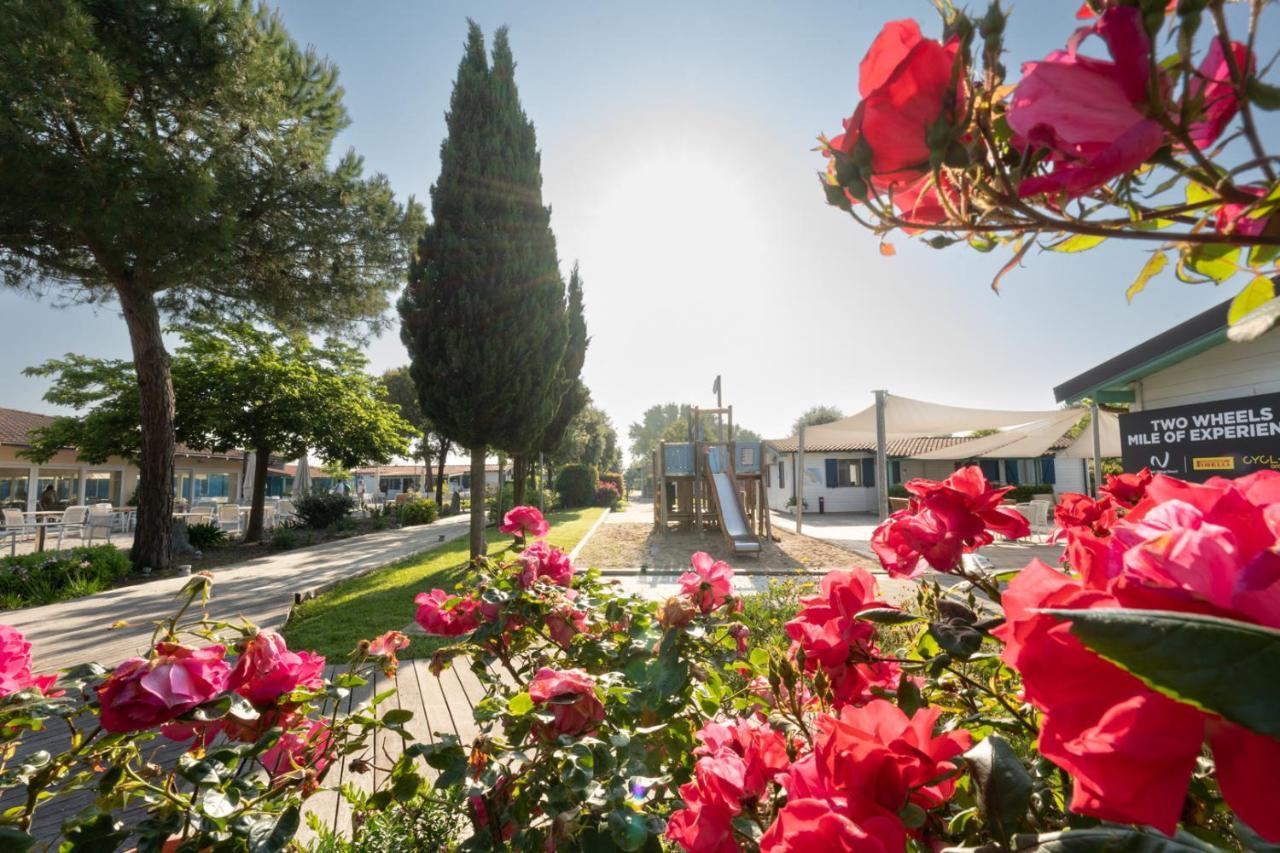 Natural Village Resort Porto Potenza Picena Exterior photo