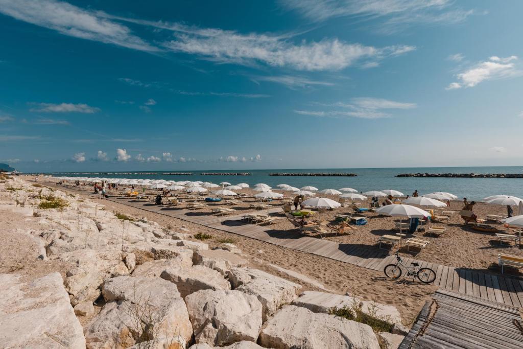 Natural Village Resort Porto Potenza Picena Exterior photo